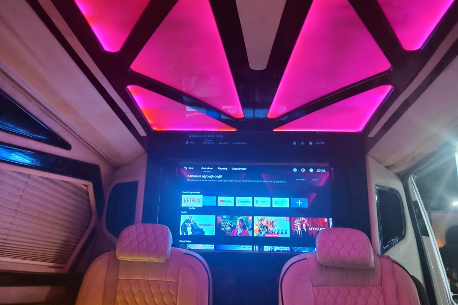 VIP minibüs arka koltuk düzeni