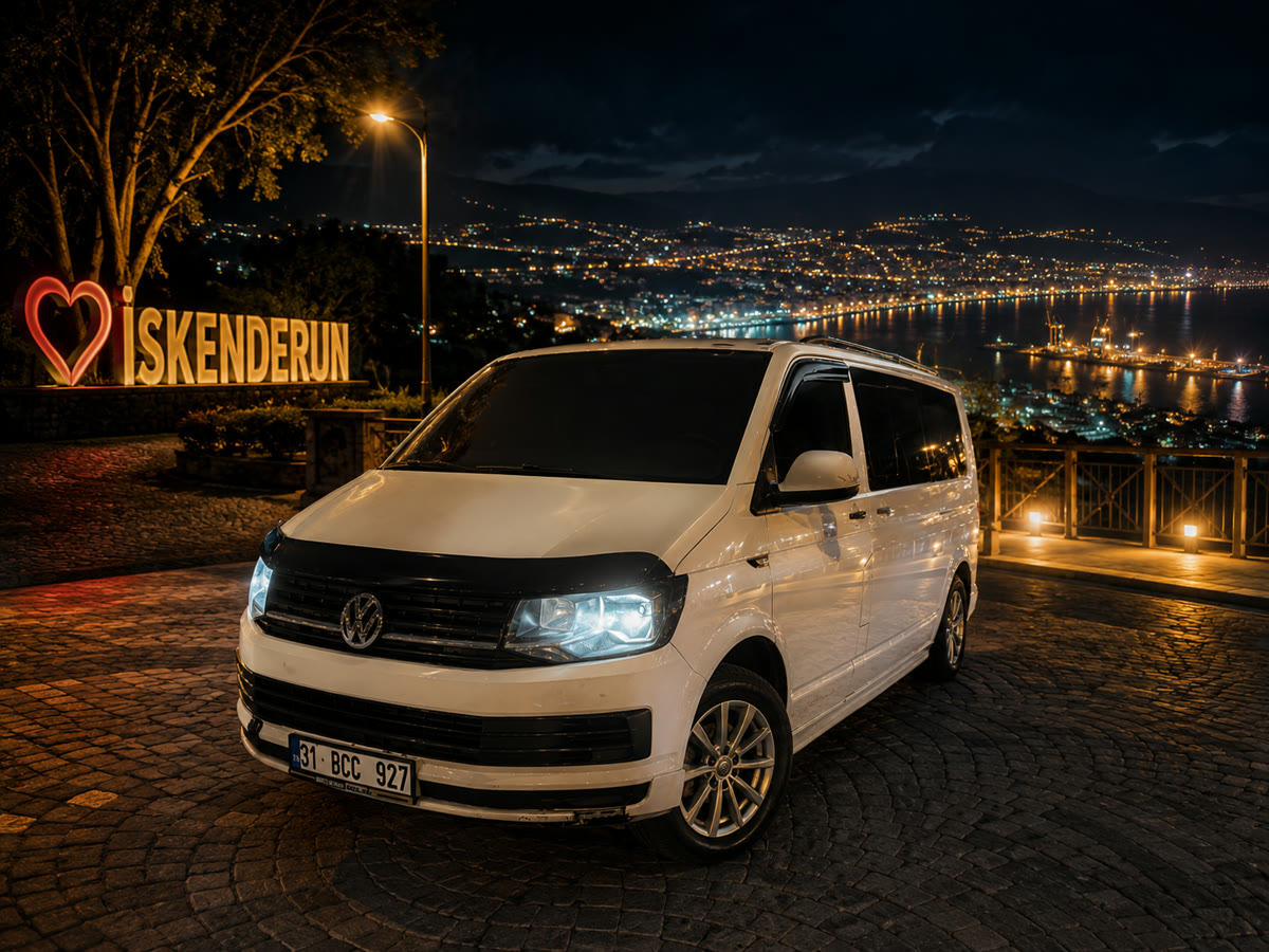 İskenderun sahilinde VIP transfer minibüsü — İskenderun Deniz VIP Transfer